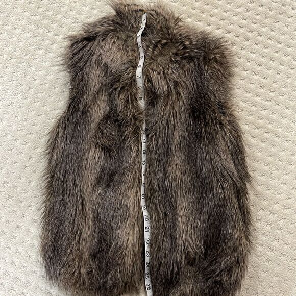 H&M Womens Brown Faux Fur Vest Size 2 Lined. - Picture 6 of 7